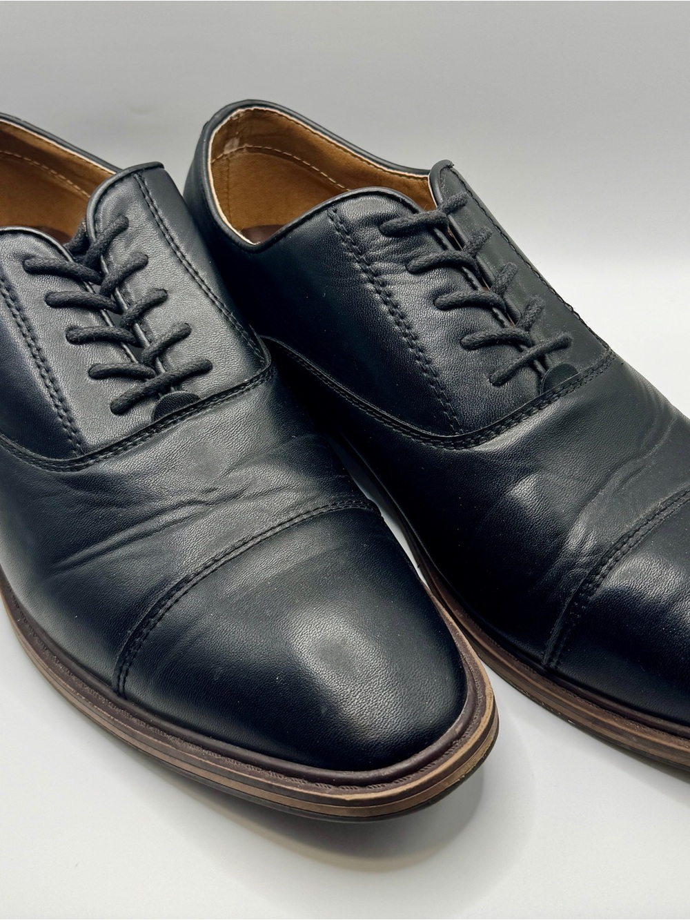 Classic Black Men's Cap-Toe Dress Shoes